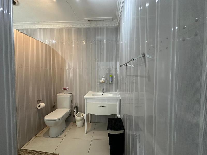 7 Bedroom Property for Sale in Mthata Eastern Cape